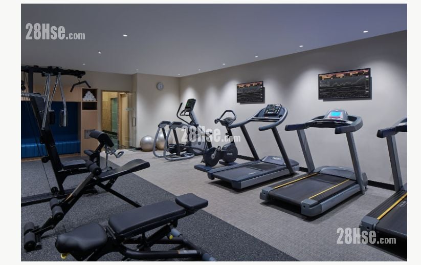 Two MacDonnell Road Facility: 24-hour Gymnasium